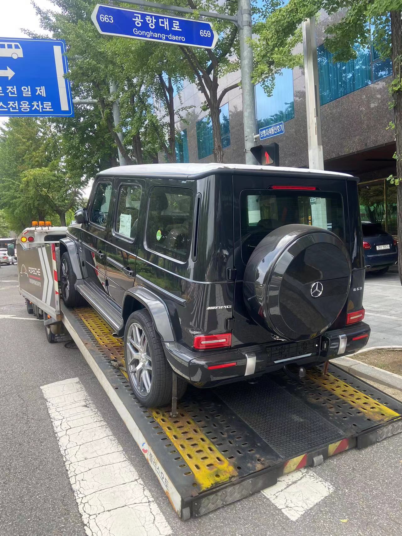 Mercedes-Benz AMG G63_14