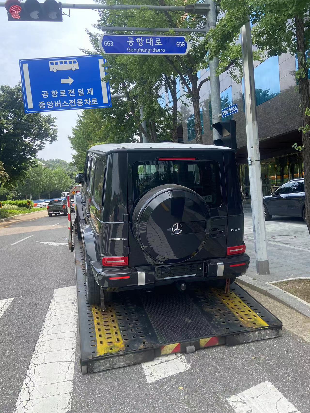 Mercedes-Benz AMG G63_13